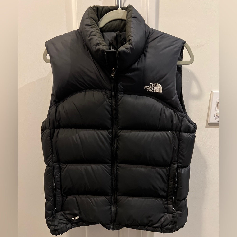 Black North Face 700 Puffer Vest